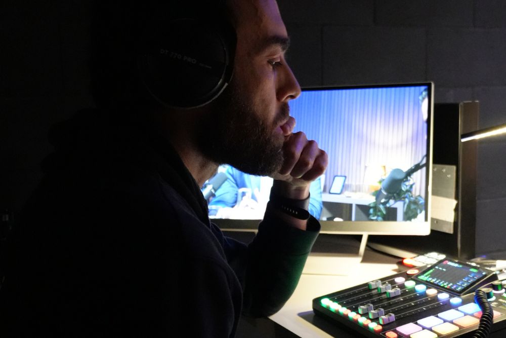 grabar podcast en sevilla